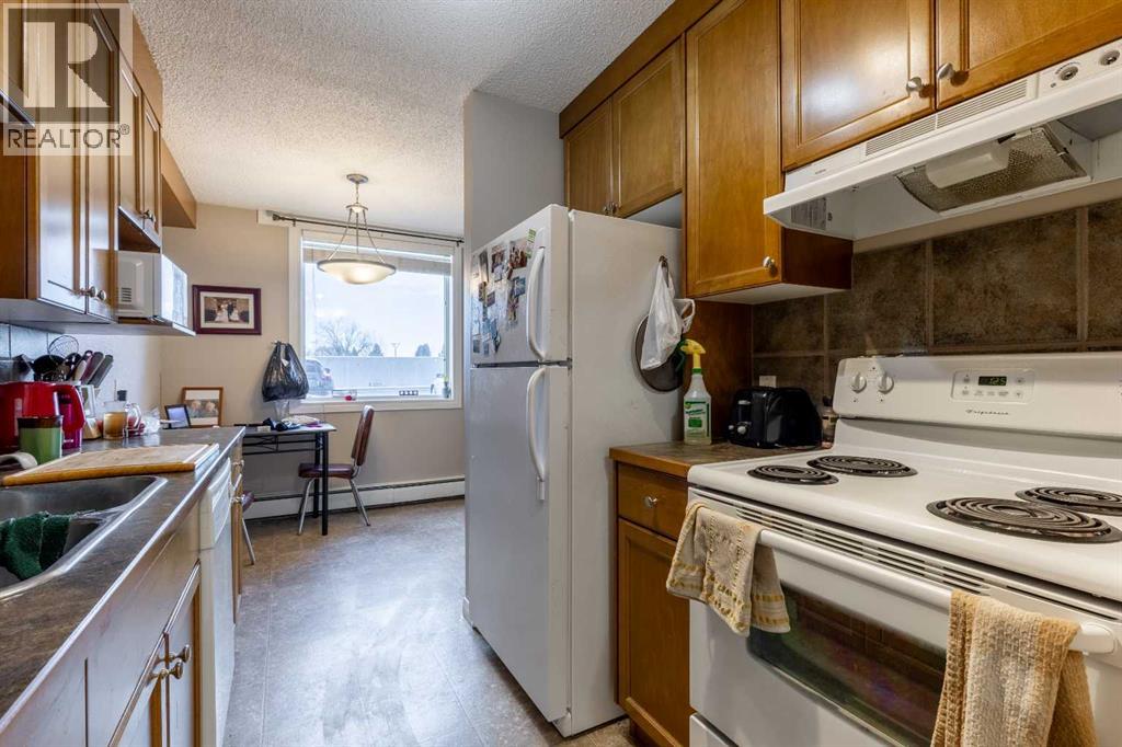 R101, 2004 13 Avenue N, Lethbridge, Alberta  T1H 5B1 - Photo 10 - A2272843