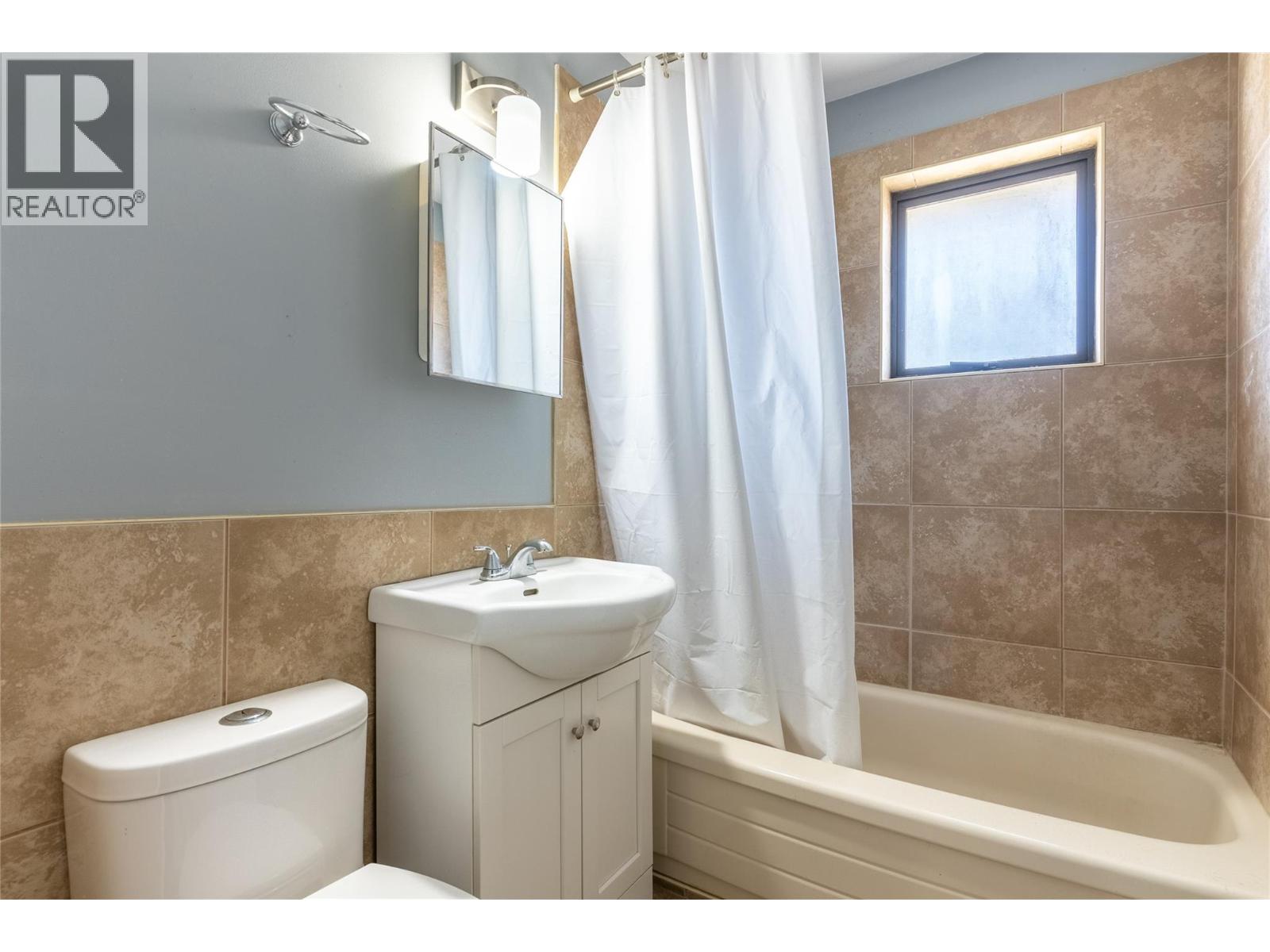 1801 Chapman Street, Merritt, British Columbia  V1K 1R6 - Photo 15 - 10351721