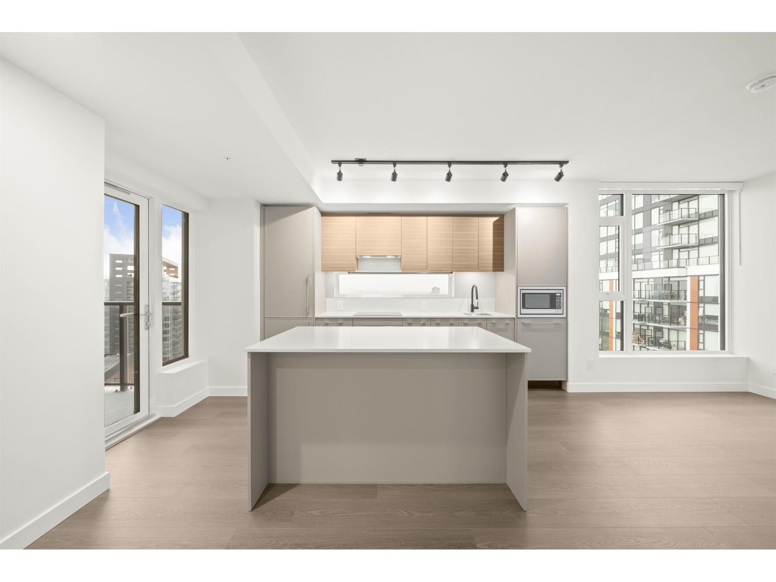 3503 13745 GEORGE JUNCTION, Surrey, British Columbia