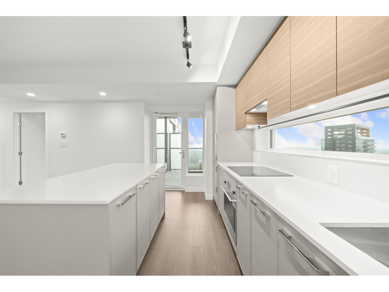 3503 13745 George Junction, Surrey, British Columbia  V3T 4Y3 - Photo 5 - R3056794