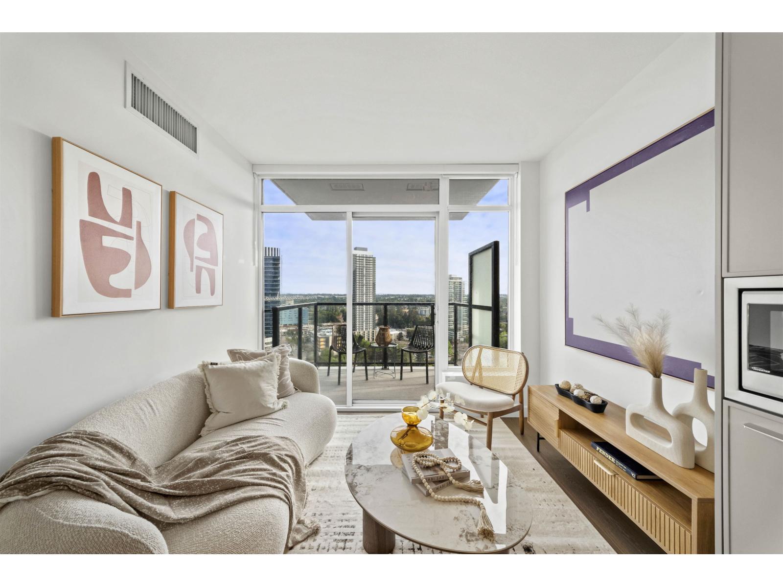 1701 13745 George Junction, Surrey, British Columbia  V3T 4Y3 - Photo 1 - R3043464