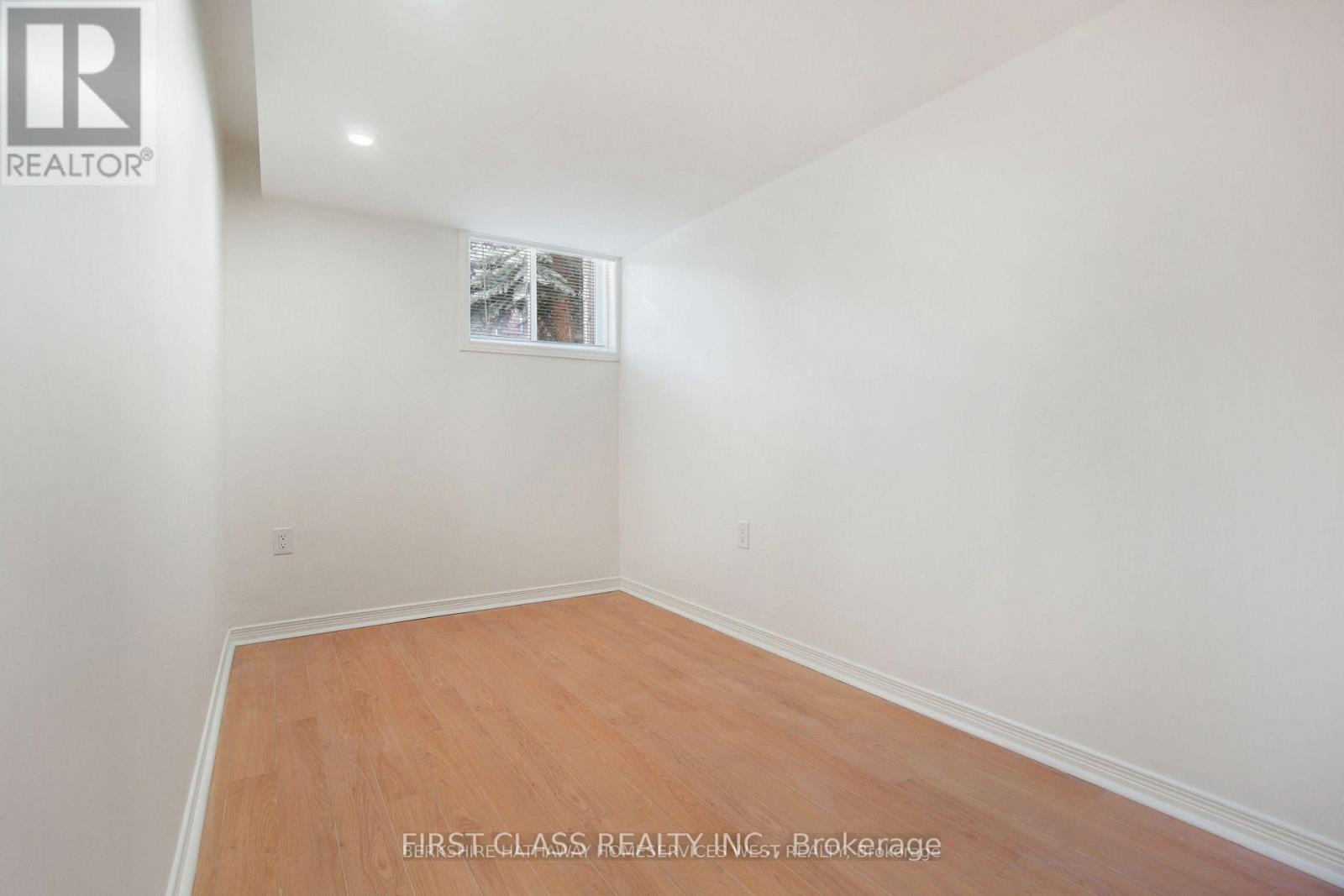 Lower - 5554 Churchill Meadows Boulevard, Mississauga, Ontario  L5M 6M6 - Photo 6 - W12613346