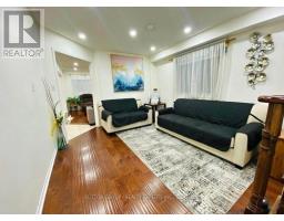 31 FARTHINGALE CRESCENT, Brampton, Ontario