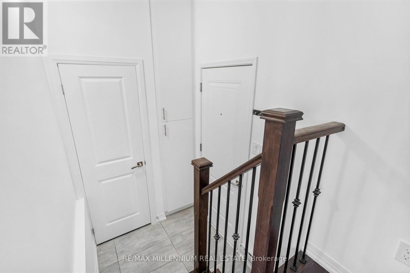 6 - 62 Preston Meadow Avenue, Mississauga (Hurontario), Ontario  L4Z 0C8 - Photo 4 - W12613352