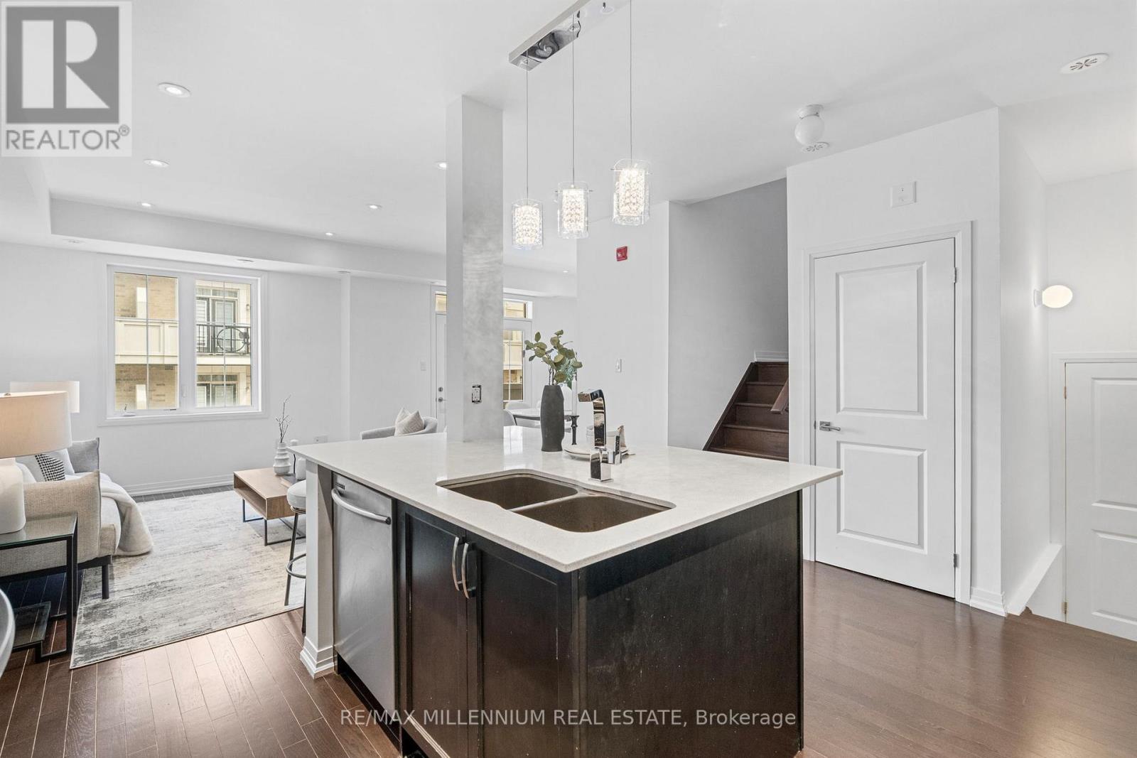 6 - 62 Preston Meadow Avenue, Mississauga (Hurontario), Ontario  L4Z 0C8 - Photo 7 - W12613352