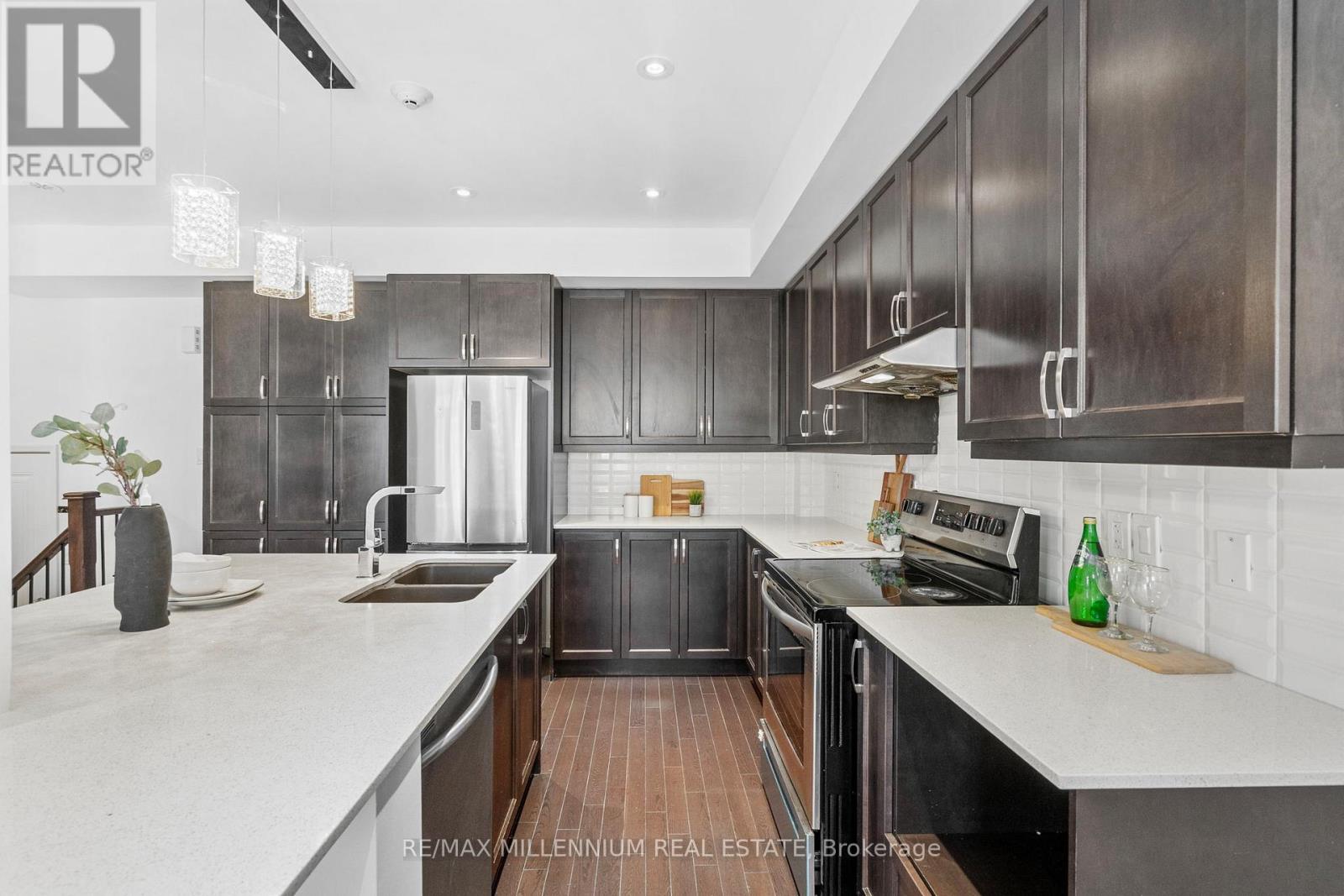 6 - 62 Preston Meadow Avenue, Mississauga (Hurontario), Ontario  L4Z 0C8 - Photo 8 - W12613352