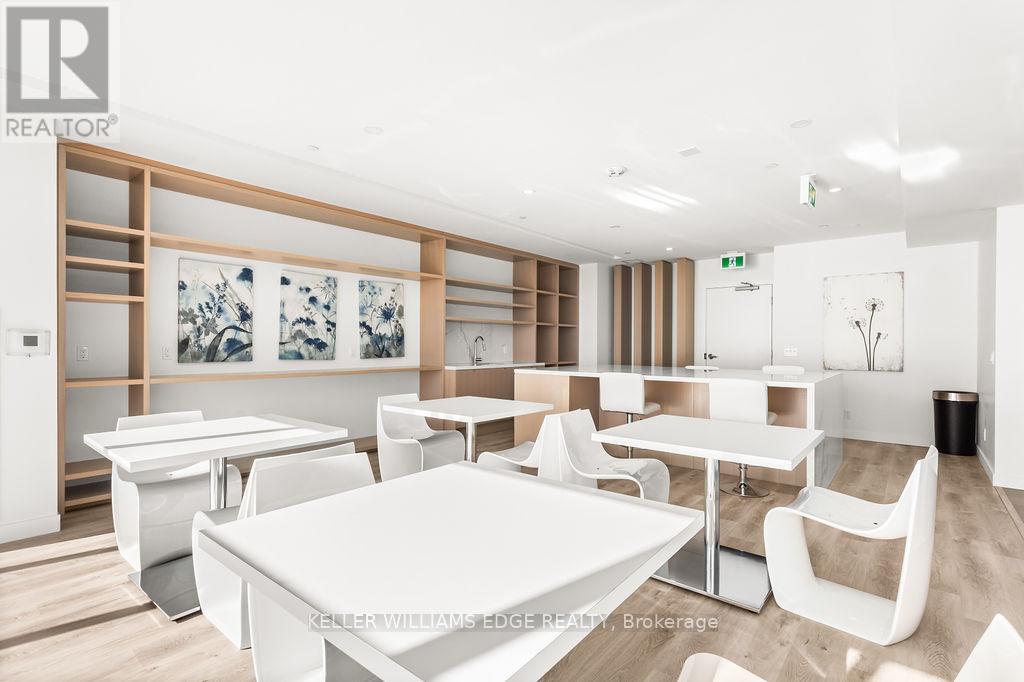 1207 - 370 Martha Street, Burlington, Ontario  L7R 0G9 - Photo 31 - W12613354