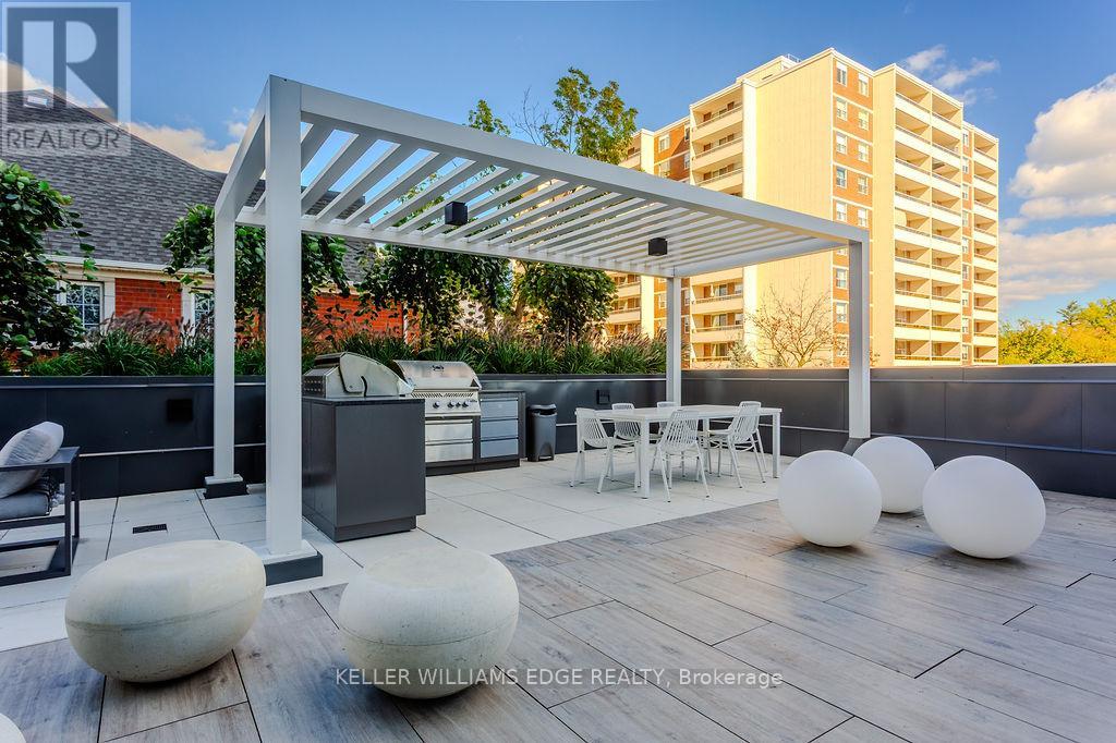 1207 - 370 Martha Street, Burlington, Ontario  L7R 0G9 - Photo 40 - W12613354
