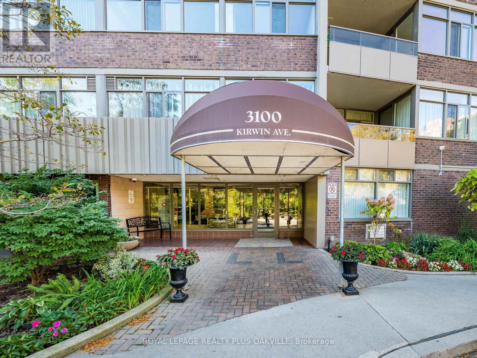 2006 - 3100 Kirwin Avenue, Mississauga, Ontario  L5A 3S6 - Photo 2 - W12613372