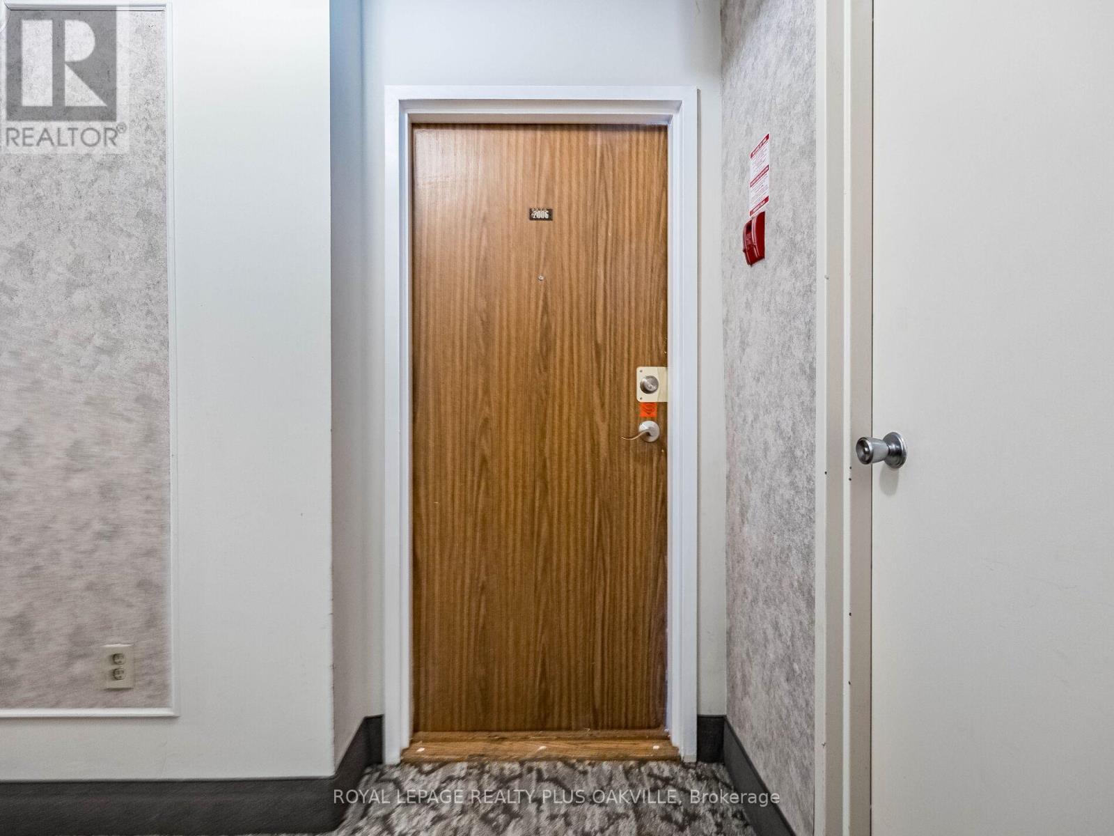 2006 - 3100 Kirwin Avenue, Mississauga, Ontario  L5A 3S6 - Photo 6 - W12613372