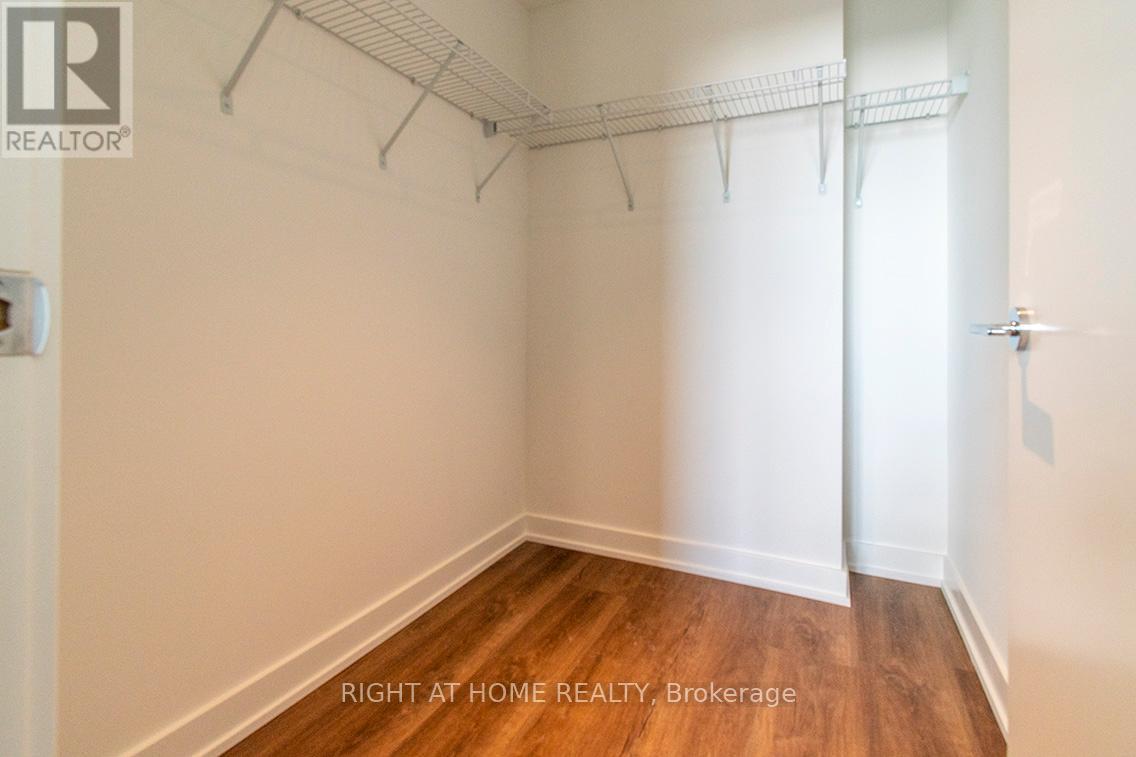 724 - 1007 The Queensway, Toronto (Islington-City Centre West), Ontario  M8Z 0H4 - Photo 16 - W12613376