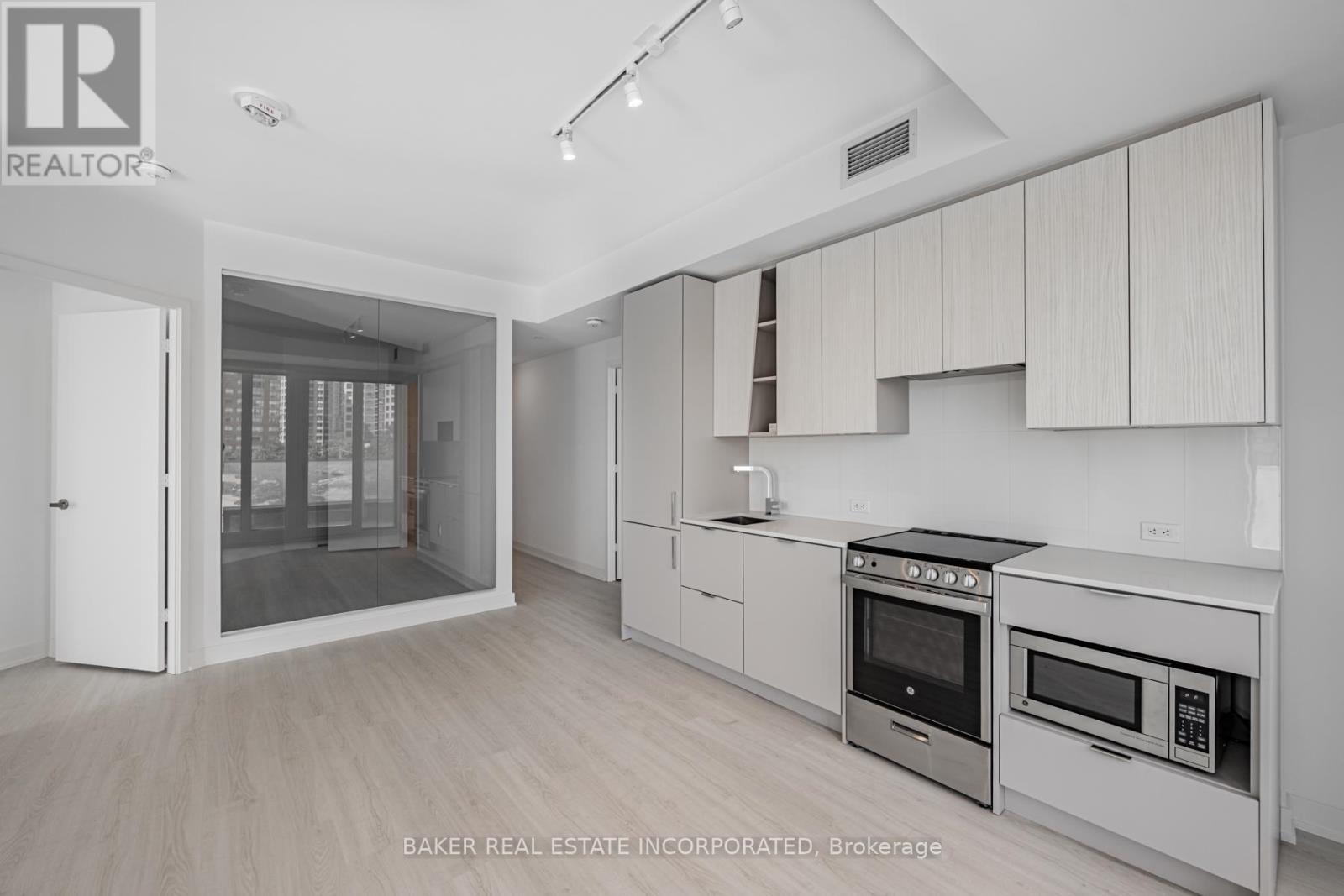 205 - 3883 Quartz Road, Mississauga, Ontario  L5B 0M4 - Photo 10 - W12613404