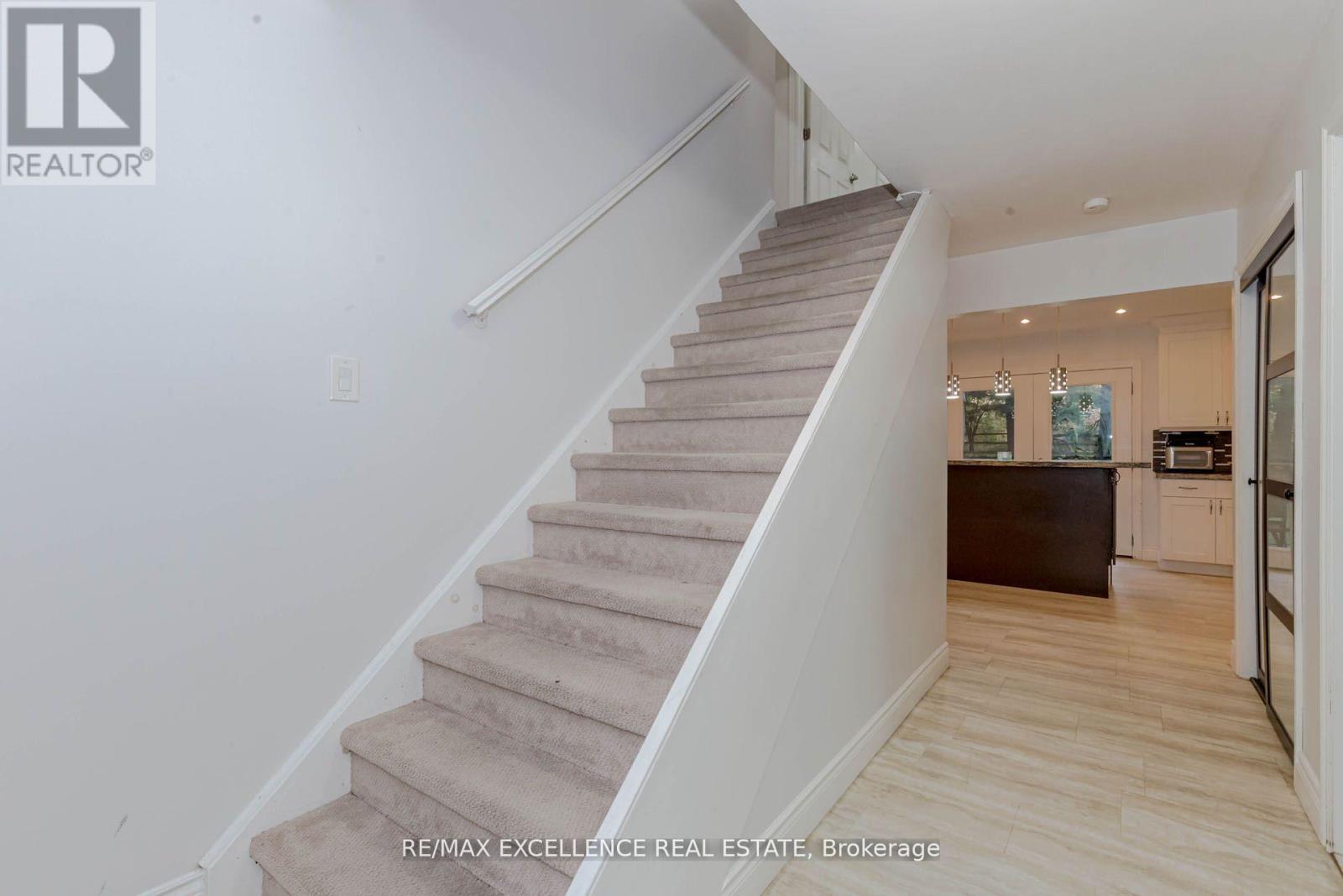 16556 Innis Lake Road, Caledon, Ontario  L7C 2Z3 - Photo 5 - W12613412