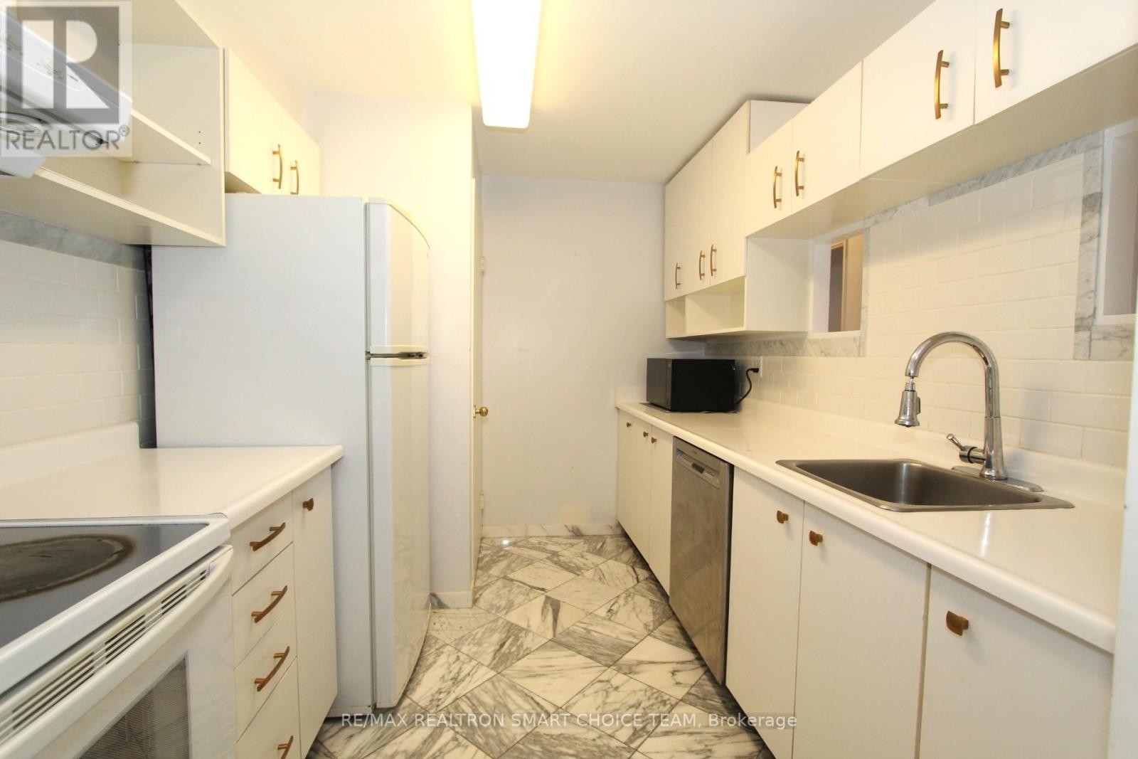 406 - 4205 Shipp Drive, Mississauga, Ontario  L4Z 2Y9 - Photo 6 - W12613456