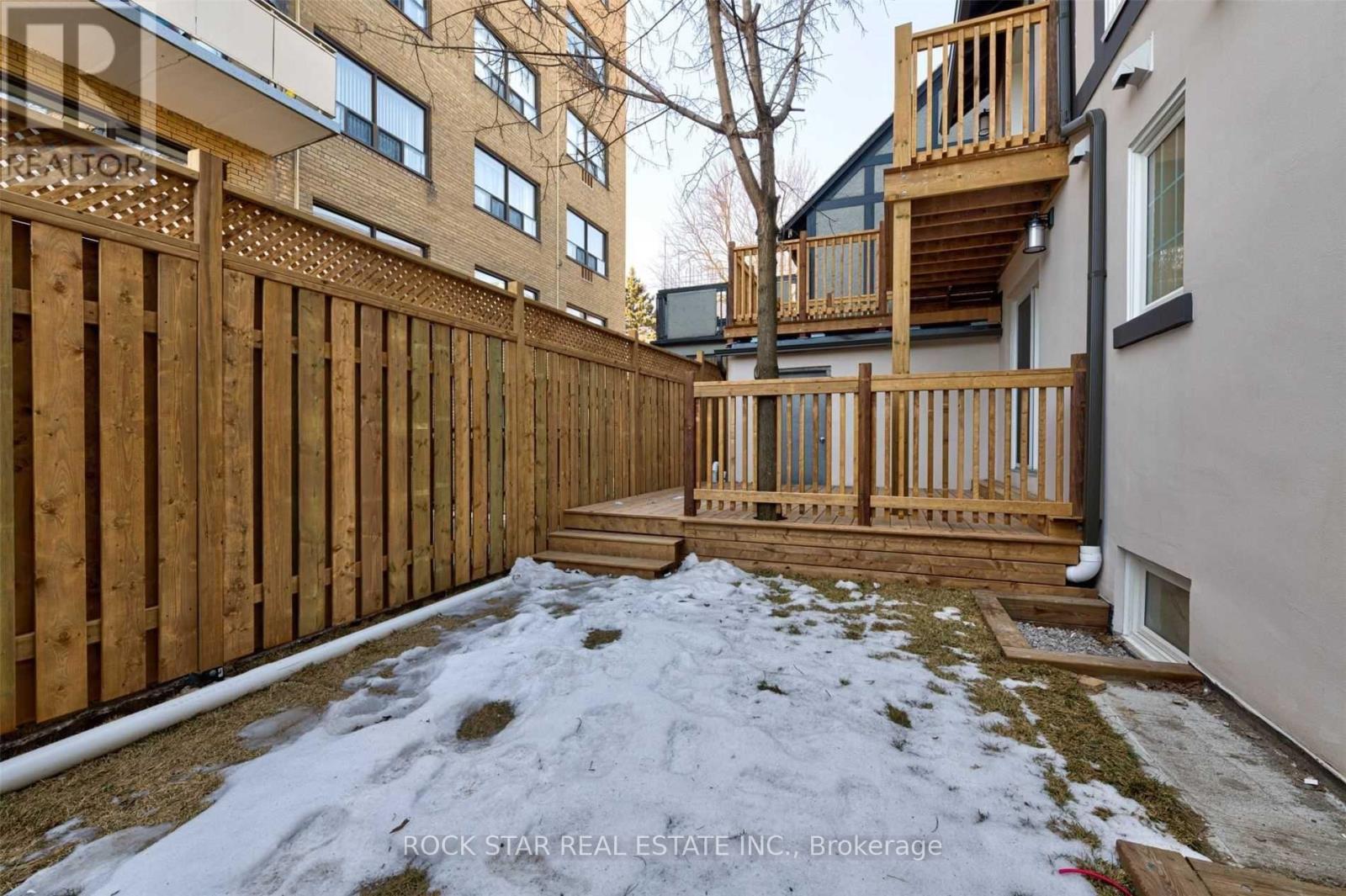 1 Baby Point Road, Toronto, Ontario  M6S 2E5 - Photo 20 - W12613466