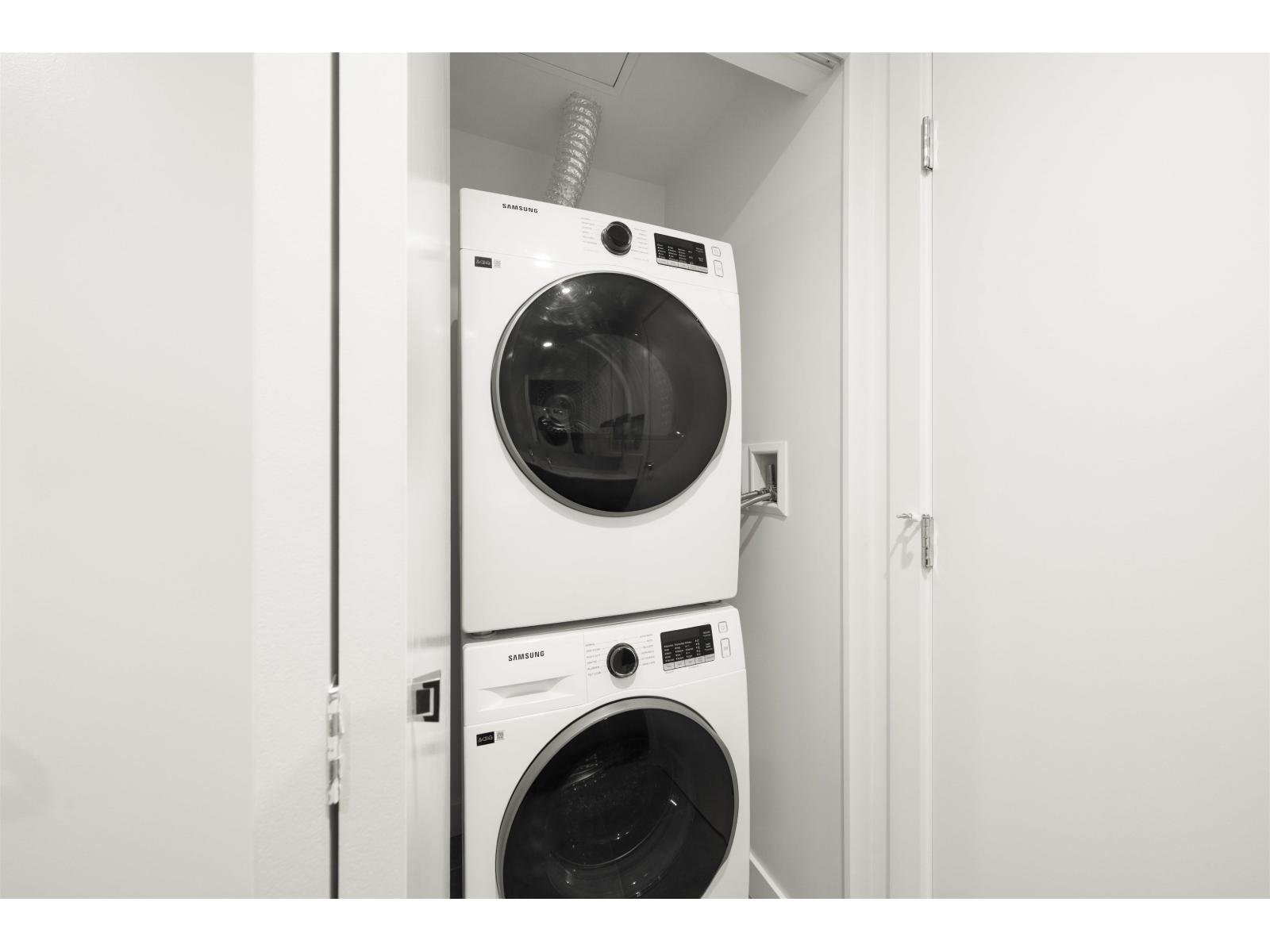 4208 13745 George Junction, Surrey, British Columbia  V3T 4Y3 - Photo 17 - R3064623