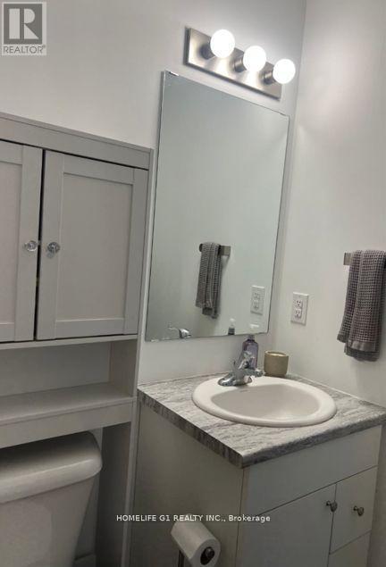 425 - 4263 Fourth Avenue, Niagara Falls, Ontario  L2E 0C2 - Photo 2 - X12613328