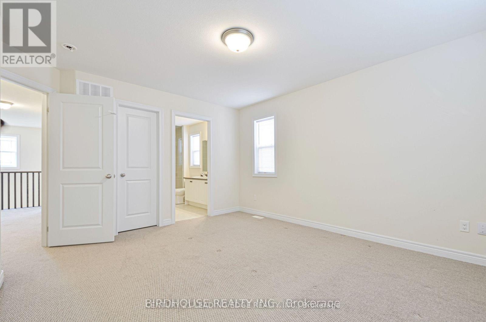 11 Silverbrook Avenue, Kawartha Lakes, Ontario  K9V 0B2 - Photo 22 - X12613382