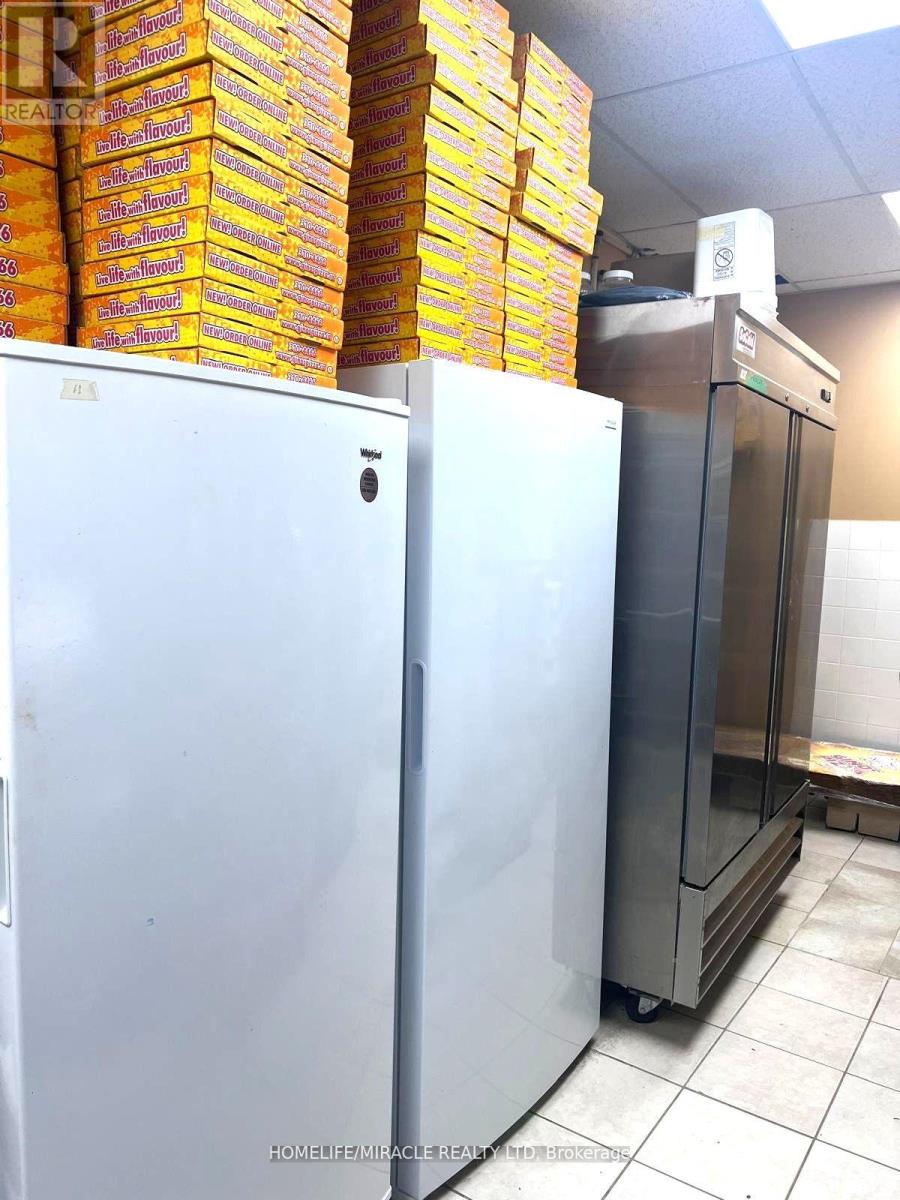 2 - 4293 King Street E, Kitchener, Ontario  N2P 2E9 - Photo 11 - X12613464