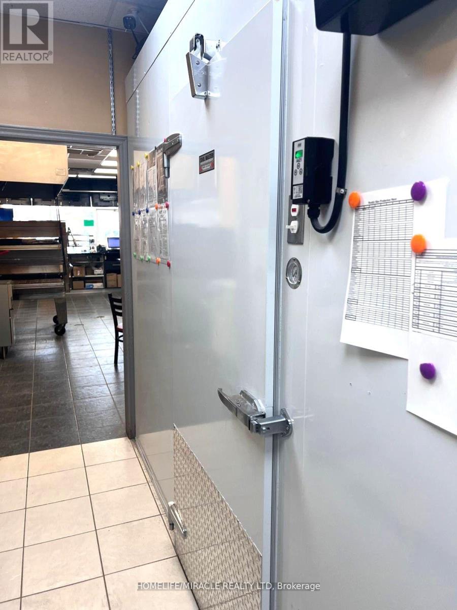 2 - 4293 King Street E, Kitchener, Ontario  N2P 2E9 - Photo 9 - X12613464