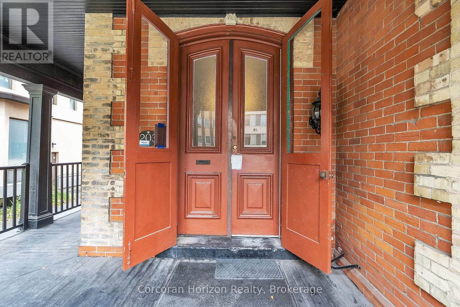 2nd Flr - 203 Macnab Street S, Hamilton, Ontario L8P 3C8 - Photo 2 - X12613504