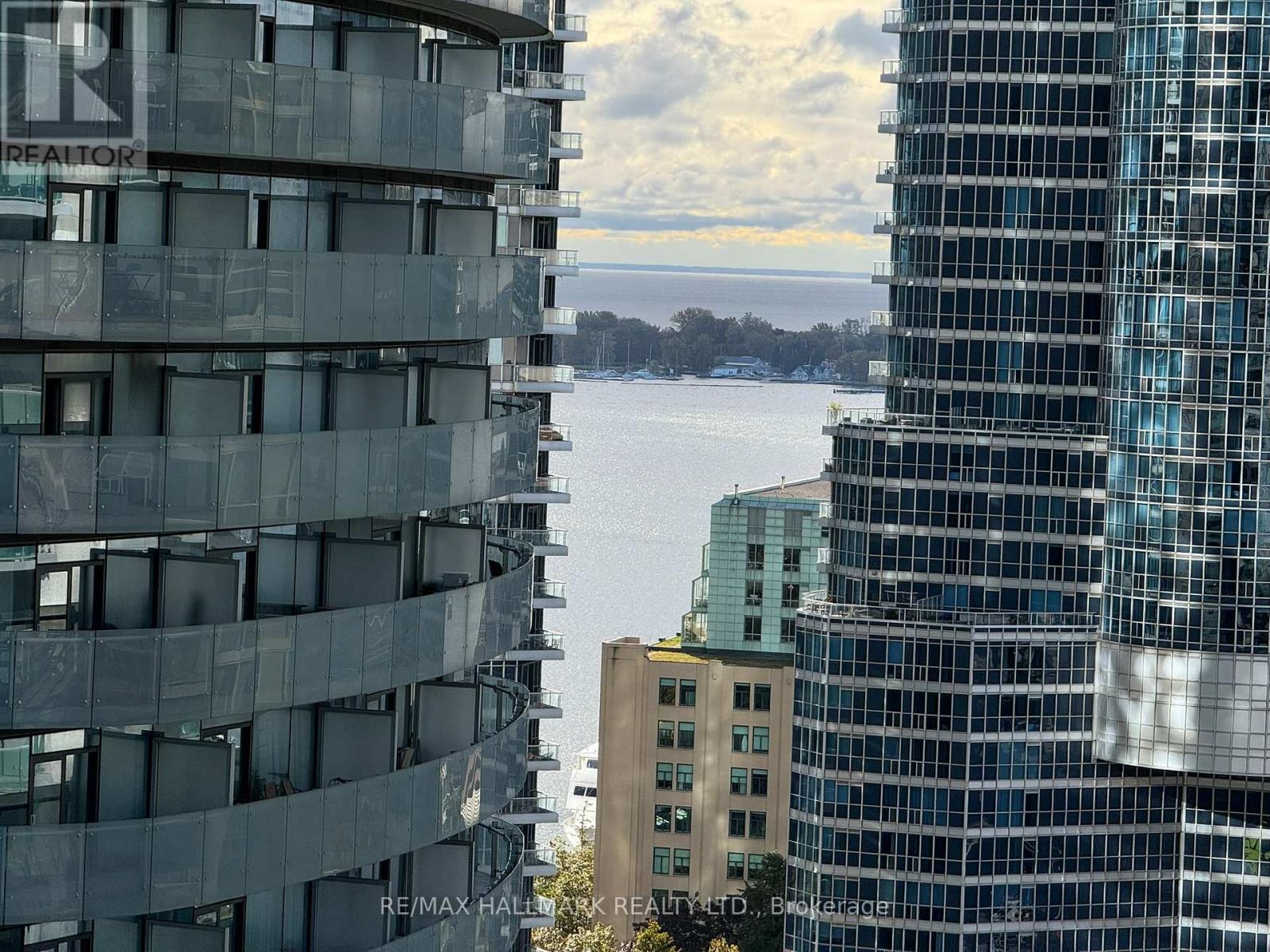 2609 - 30 Grand Trunk Crescent, Toronto, Ontario  M5J 3A3 - Photo 7 - C12487110