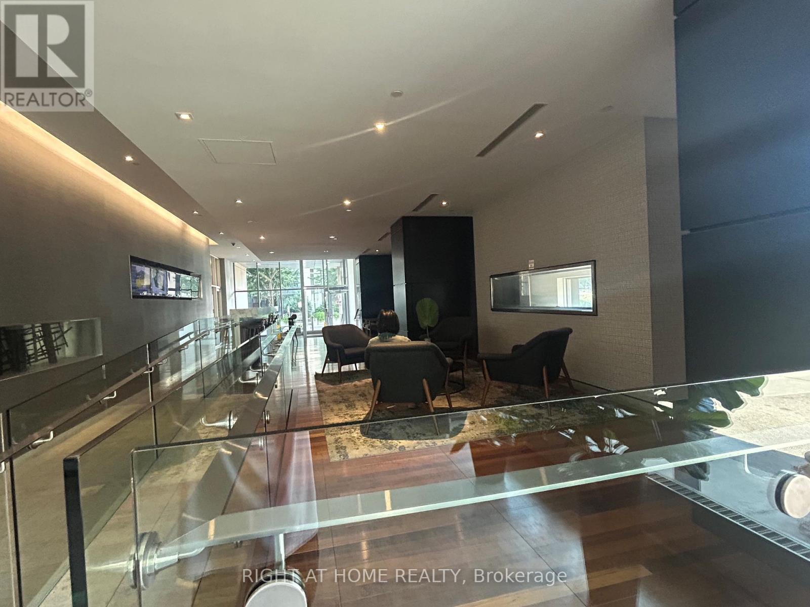 3702 - 25 Telegram Mews, Toronto, Ontario M5V 3Z1 - Photo 2 - C12612724