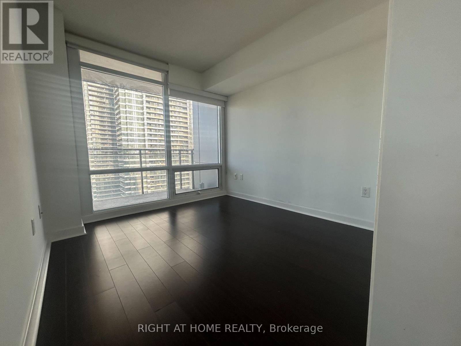 3702 - 25 Telegram Mews, Toronto, Ontario M5V 3Z1 - Photo 27 - C12612724