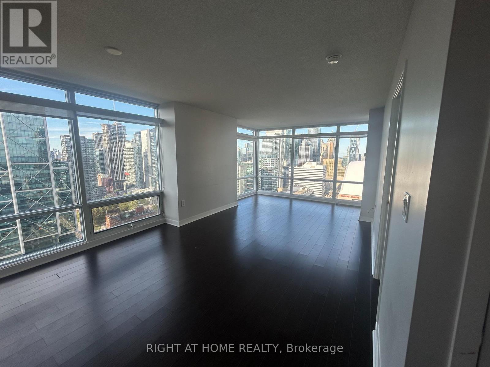 3702 - 25 Telegram Mews, Toronto, Ontario M5V 3Z1 - Photo 8 - C12612724