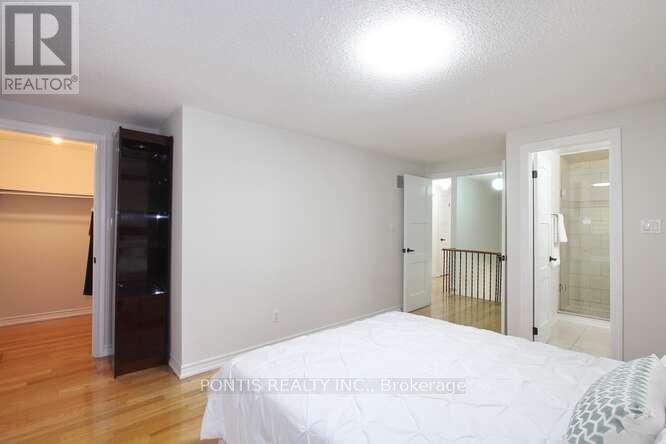 72 Sheldrake Court, Brampton, Ontario L6Y 2W9 - Photo 18 - W12612370