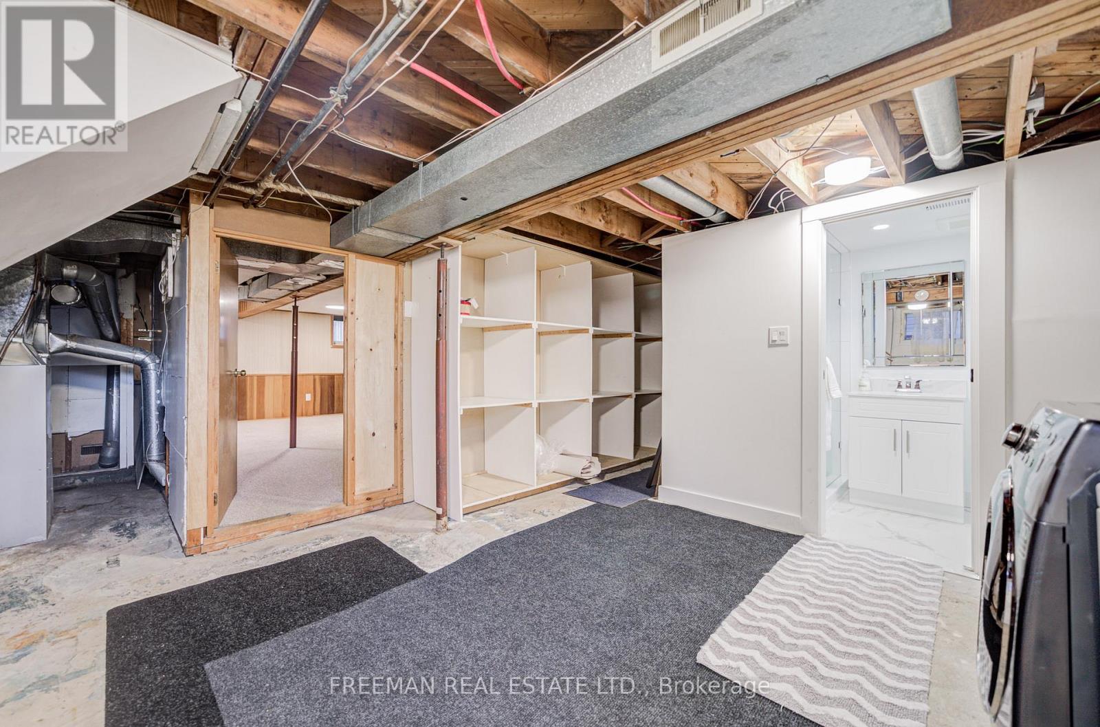 6 Lloyd George Avenue, Toronto, Ontario  M8W 3W4 - Photo 16 - W12613004