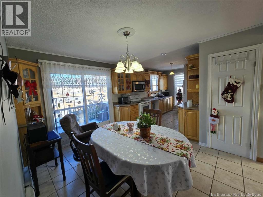 210 Francine, Beresford, New Brunswick E8K 1N8 - Photo 11 - NB131137