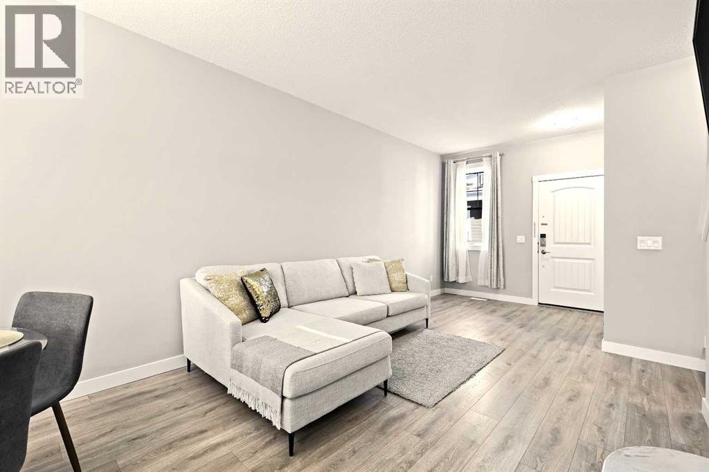 410 Cranbrook Walk Se, Calgary, Alberta  T3M 2V5 - Photo 14 - A2272145