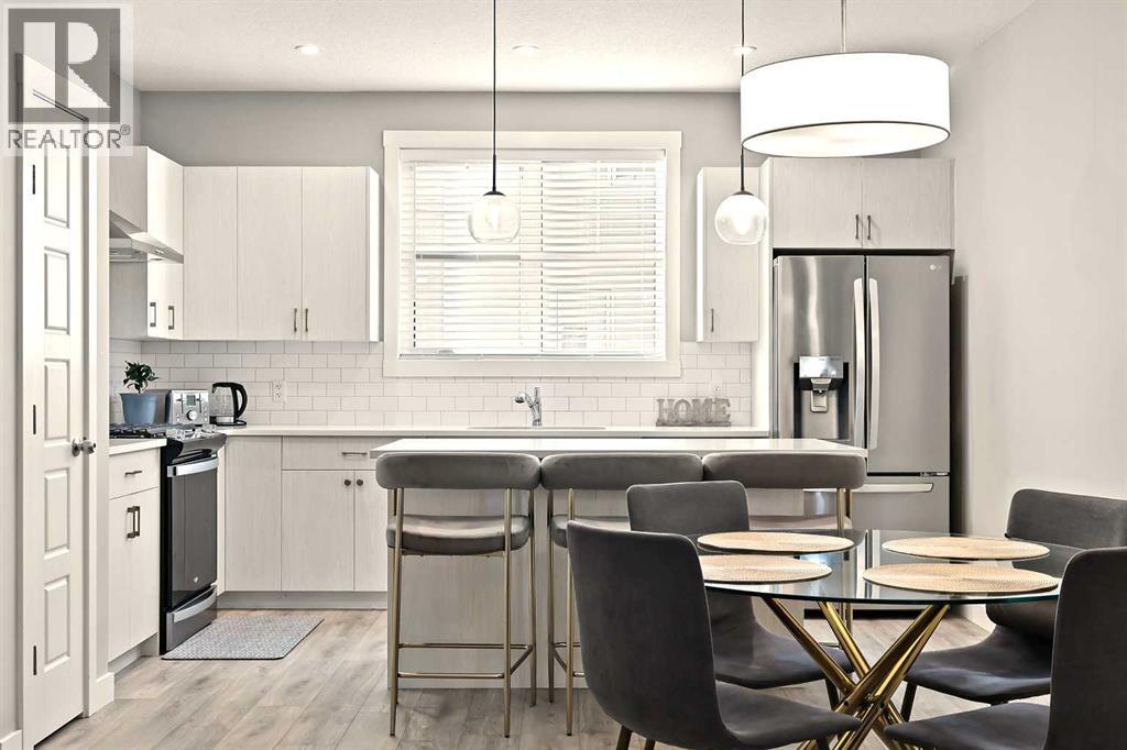 410 Cranbrook Walk Se, Calgary, Alberta  T3M 2V5 - Photo 2 - A2272145