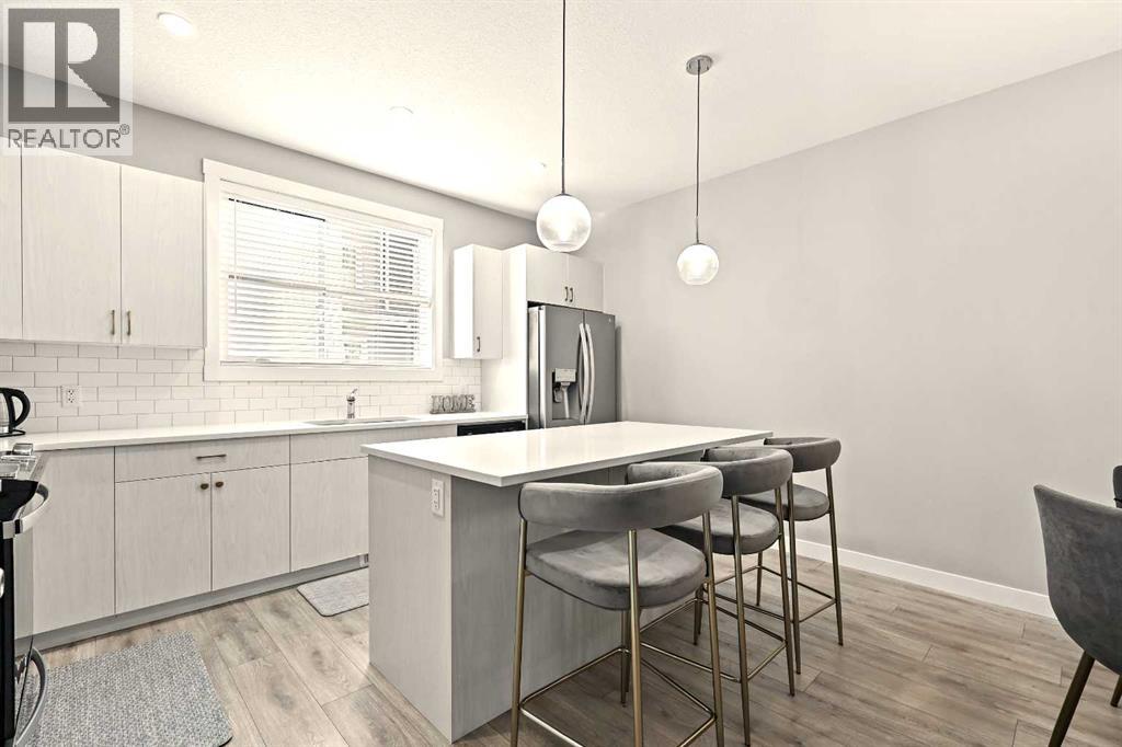 410 Cranbrook Walk Se, Calgary, Alberta  T3M 2V5 - Photo 4 - A2272145