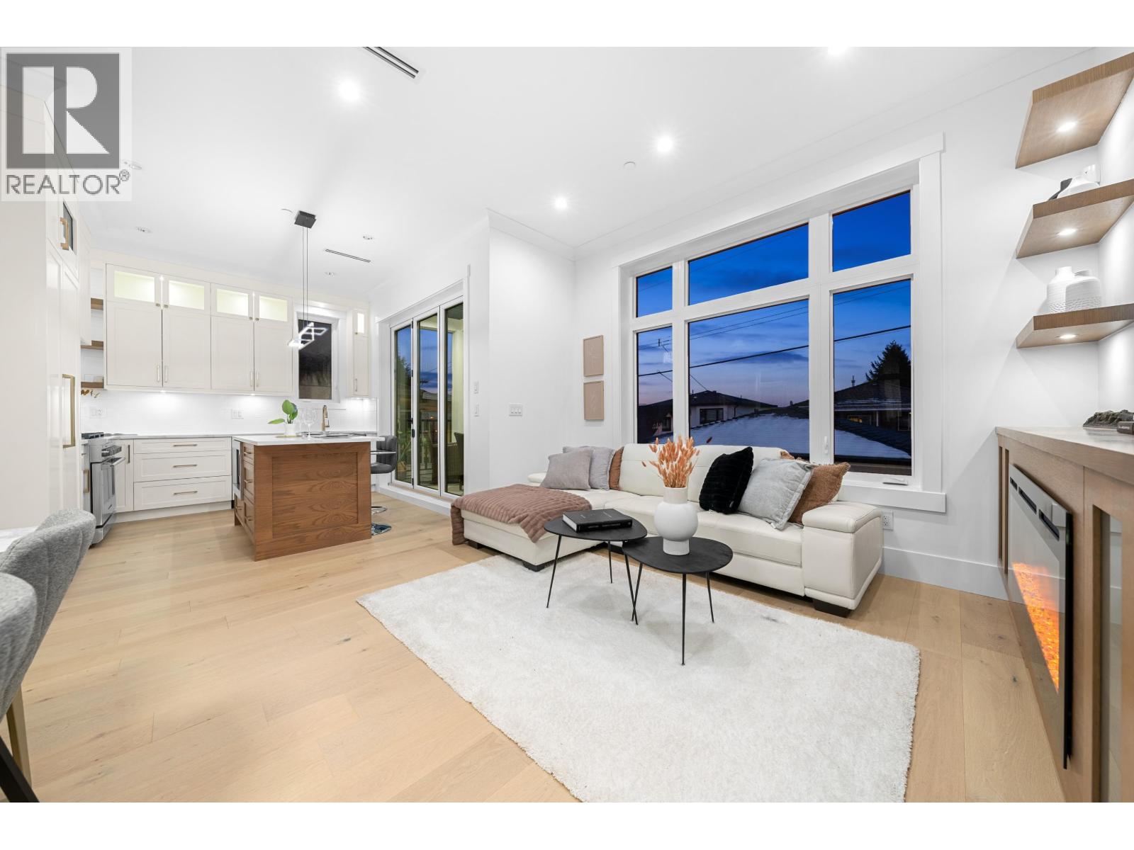 4990 Sherbrooke Street, Vancouver, British Columbia V5W 3M2 - Photo 9 - R2997425