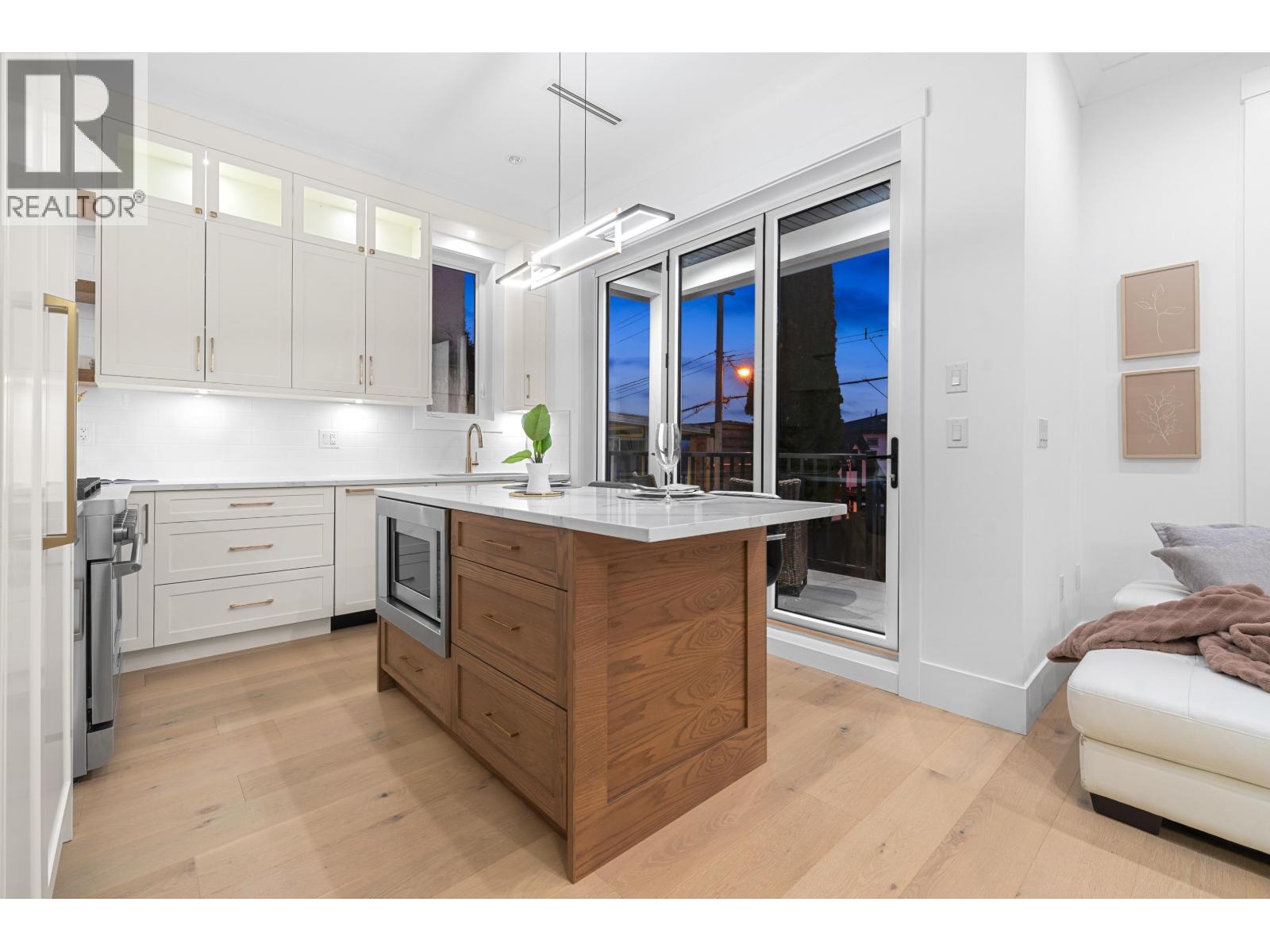 4990 Sherbrooke Street, Vancouver, British Columbia V5W 3M2 - Photo 16 - R2997425