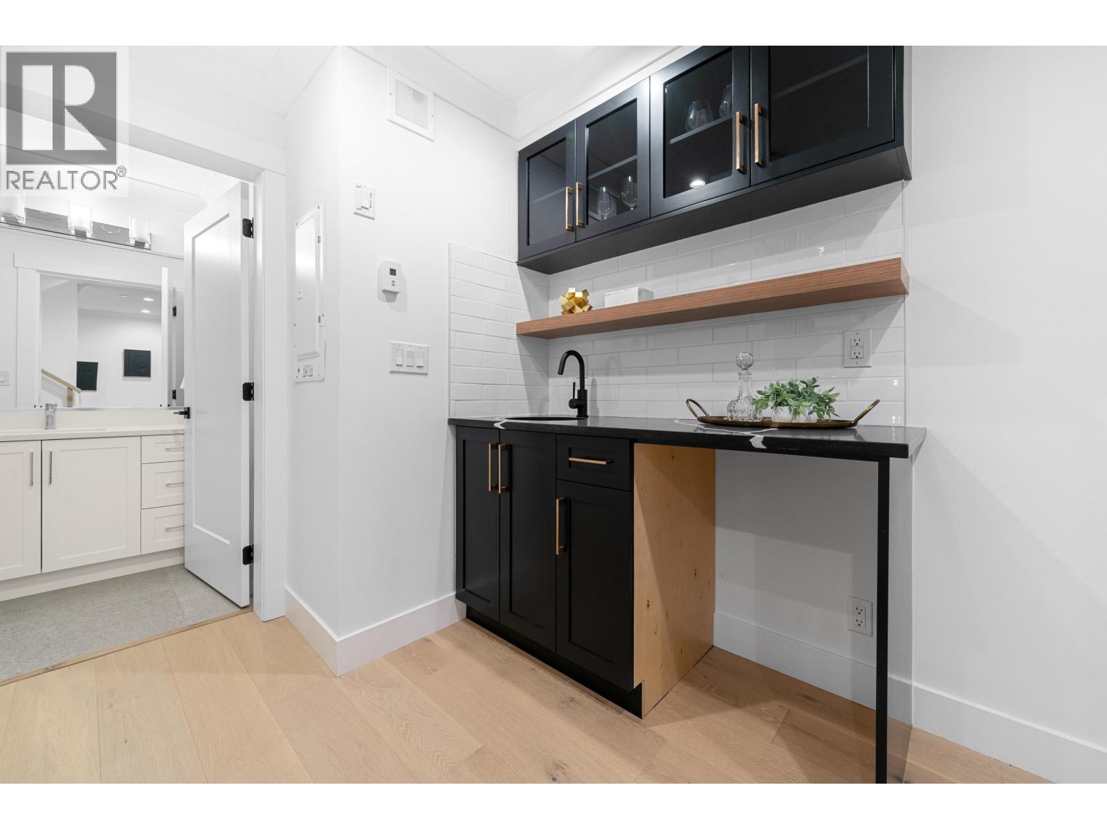 4990 Sherbrooke Street, Vancouver, British Columbia V5W 3M2 - Photo 27 - R2997425