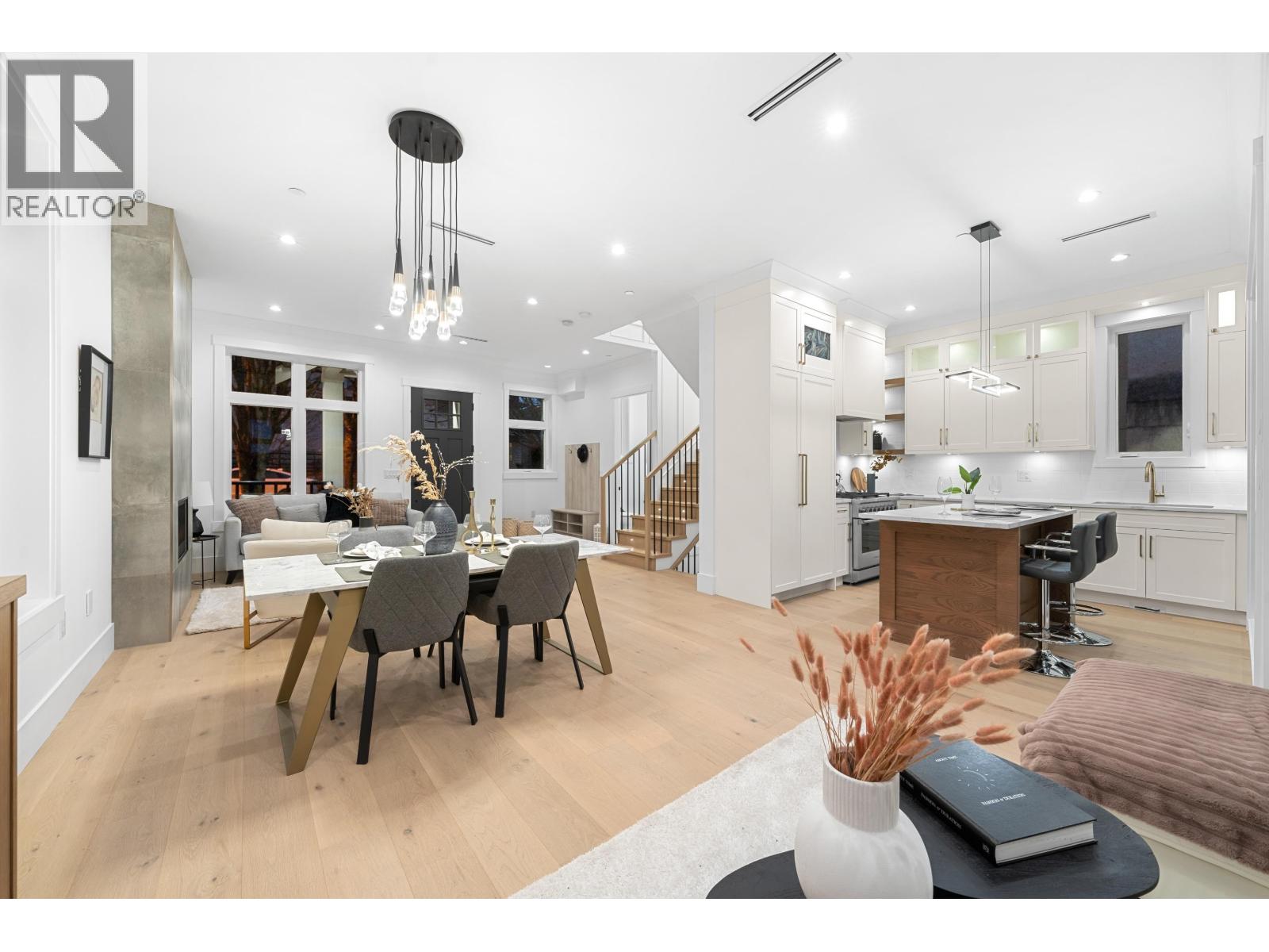 4990 Sherbrooke Street, Vancouver, British Columbia V5W 3M2 - Photo 10 - R2997425