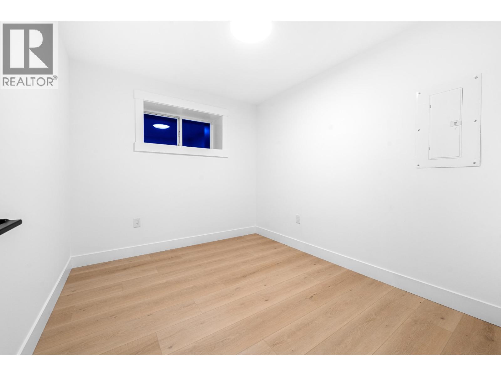 4990 Sherbrooke Street, Vancouver, British Columbia V5W 3M2 - Photo 33 - R2997425