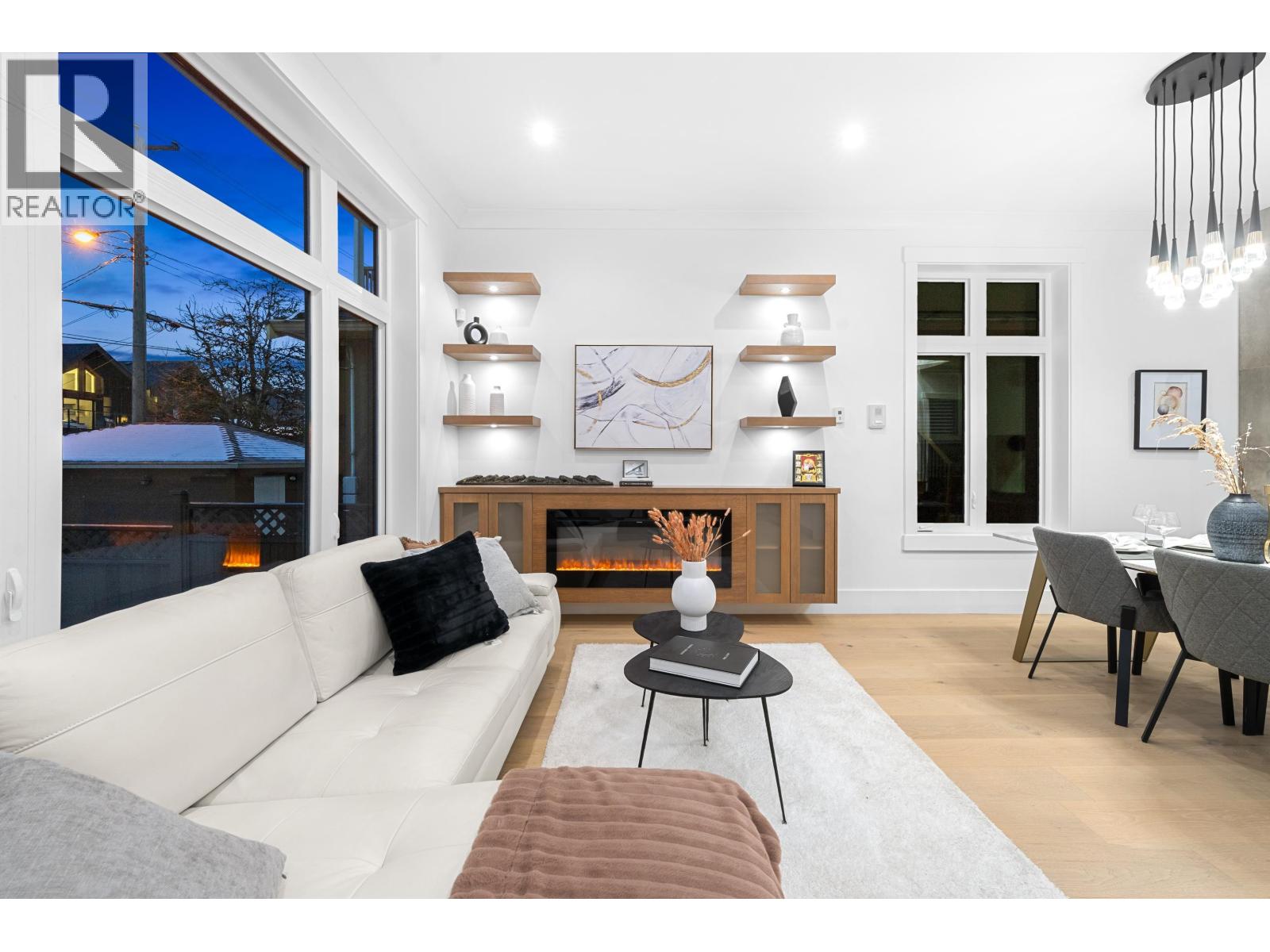 4990 Sherbrooke Street, Vancouver, British Columbia V5W 3M2 - Photo 12 - R2997425