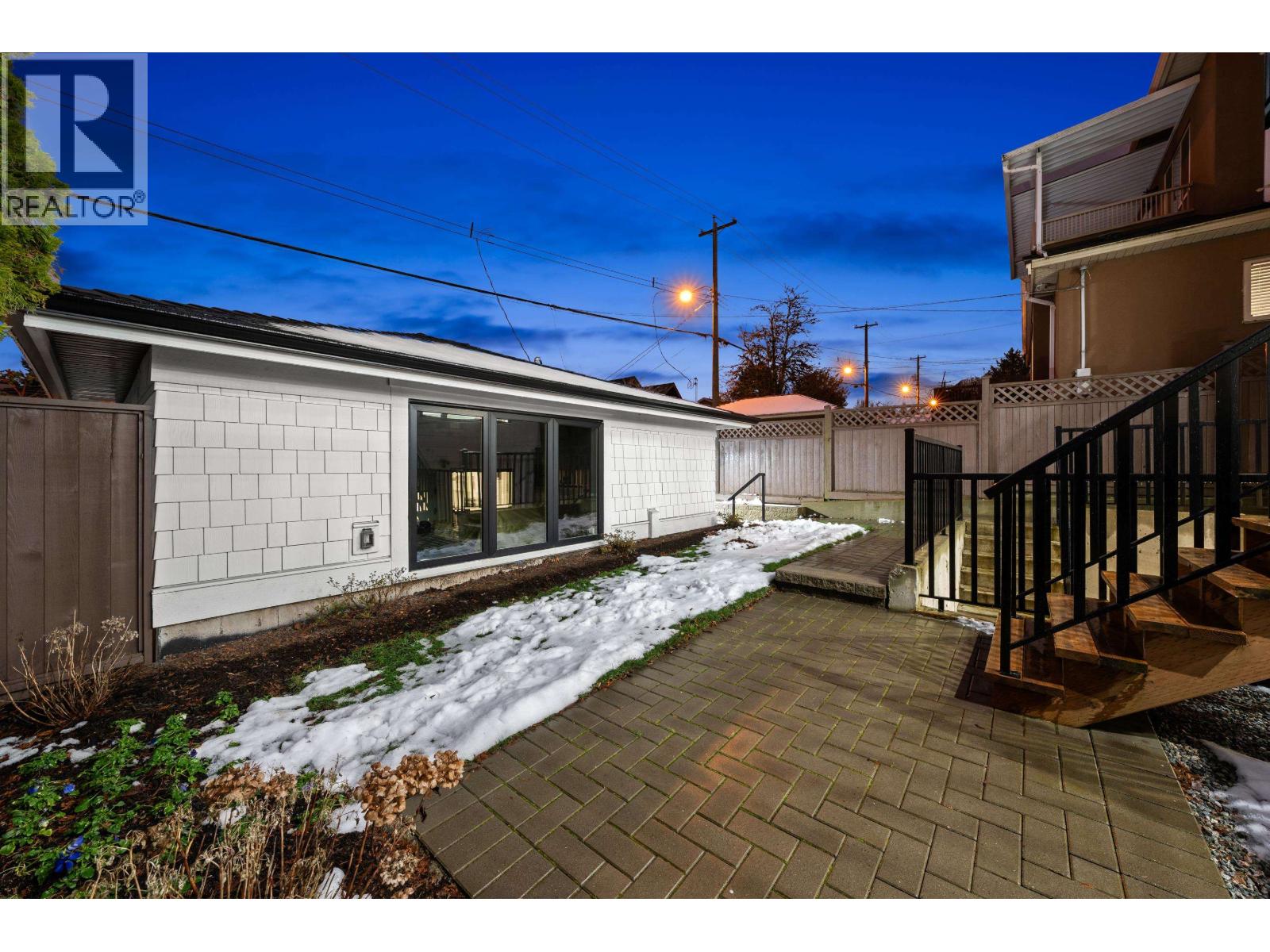 4990 Sherbrooke Street, Vancouver, British Columbia V5W 3M2 - Photo 37 - R2997425