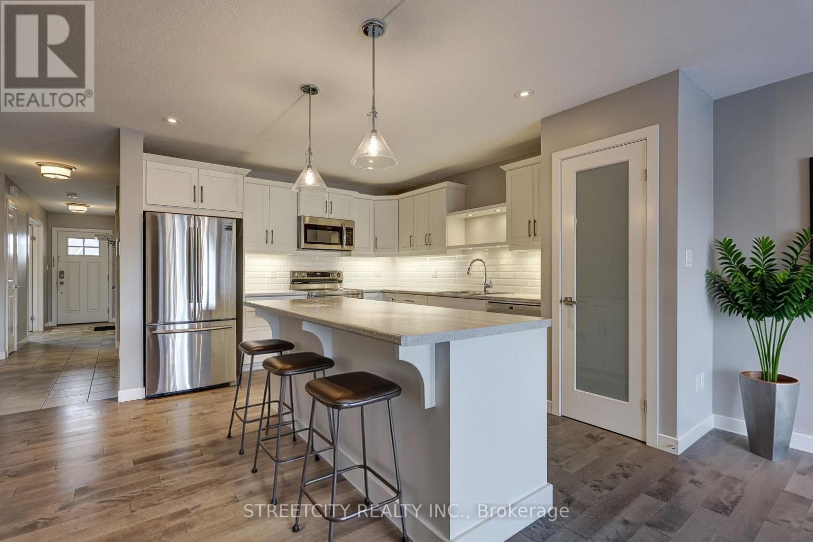 6 Arbor Trail, St. Thomas, Ontario  N5R 0H1 - Photo 7 - X12613552