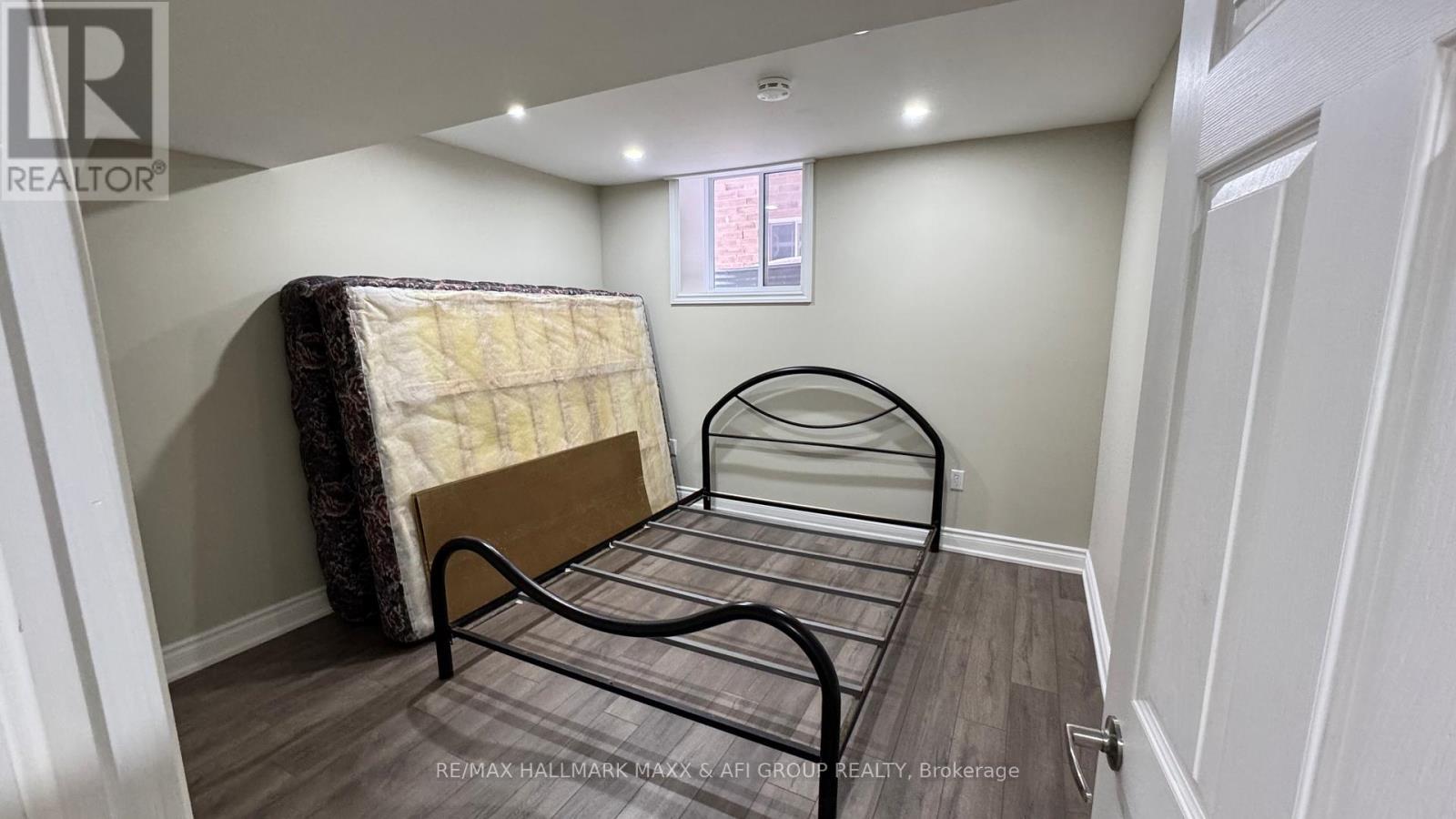 661 Mcgregor Farm Lower Trail, Newmarket (Glenway Estates), Ontario  L3X 0H3 - Photo 16 - N12594168