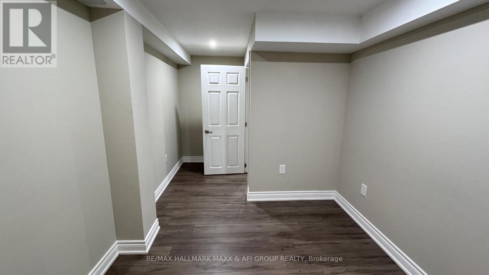 661 Mcgregor Farm Lower Trail, Newmarket (Glenway Estates), Ontario  L3X 0H3 - Photo 10 - N12594168