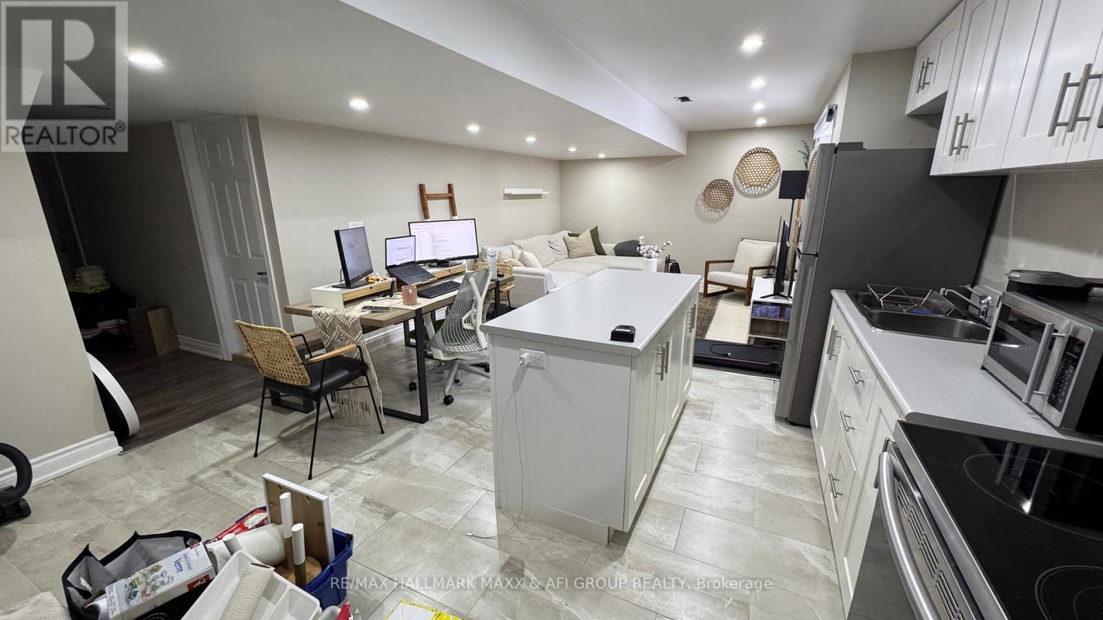 661 Mcgregor Farm Lower Trail, Newmarket (Glenway Estates), Ontario  L3X 0H3 - Photo 26 - N12594168