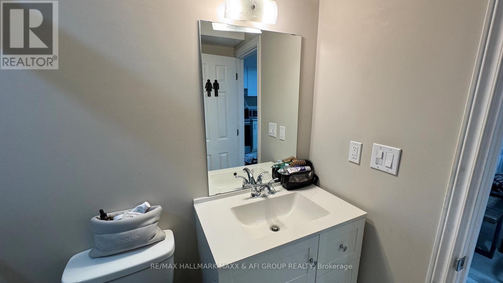 661 Mcgregor Farm Lower Trail, Newmarket (Glenway Estates), Ontario  L3X 0H3 - Photo 18 - N12594168