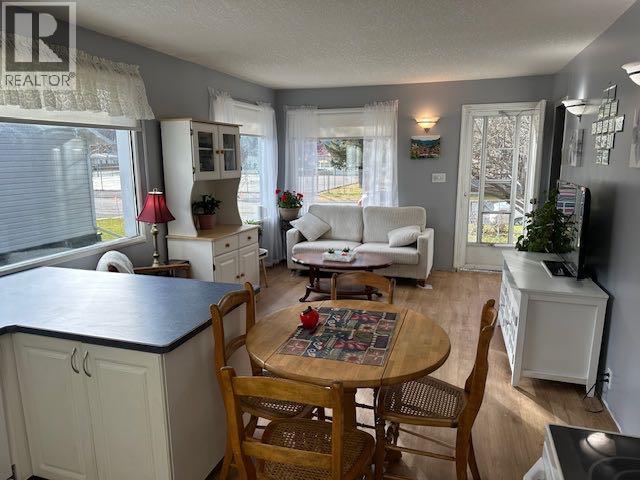 11945 21 Avenue, Blairmore, Alberta  T0K 0E0 - Photo 14 - A2251940