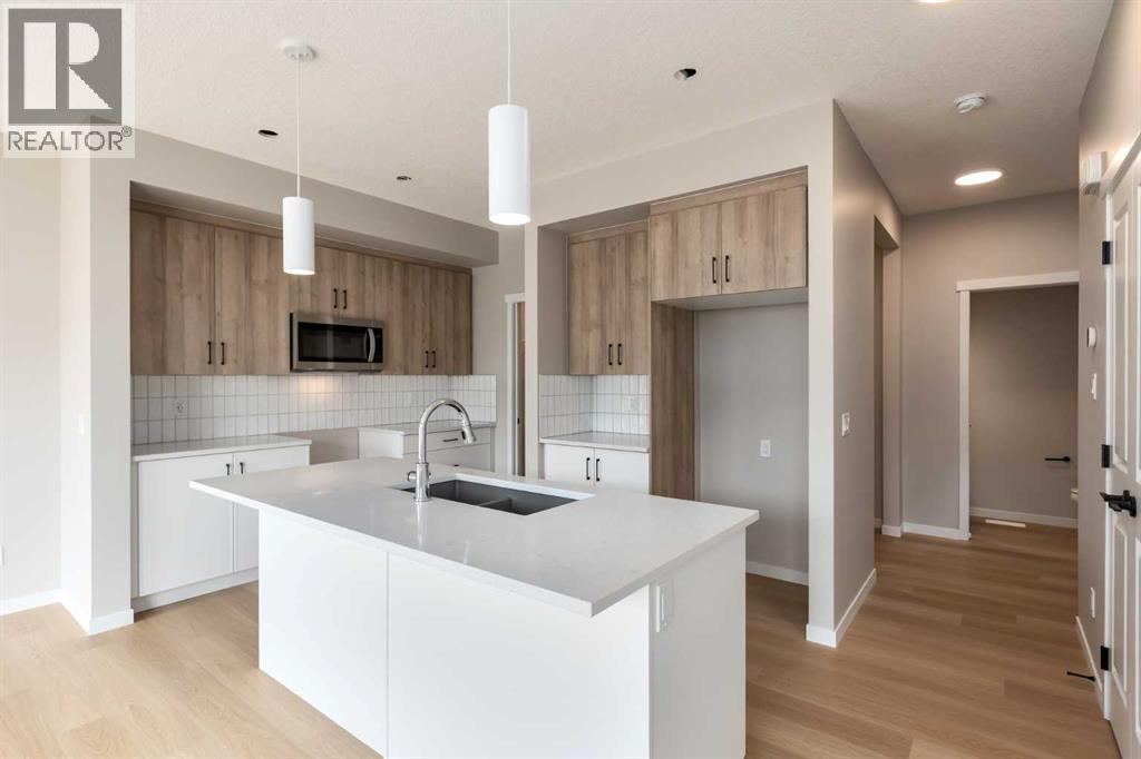 109 Monterey Place Se, High River, Alberta  T1V 0K3 - Photo 3 - A2253958