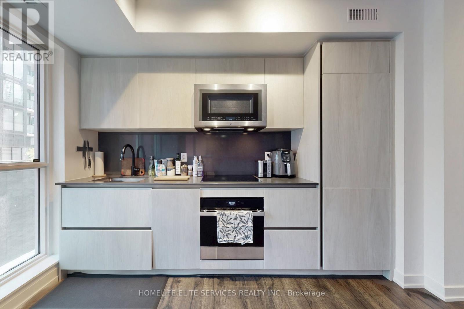 703 - 327 King Street W, Toronto, Ontario  M5V 0W7 - Photo 20 - C12613482